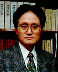 오탁번